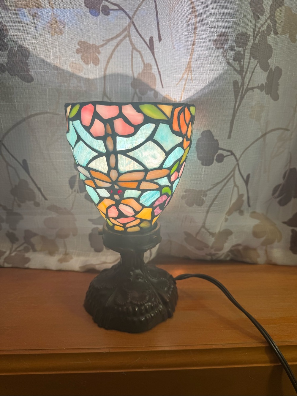 Stained Glass Mosaic Table Lamp - Multicolor Floral Shade